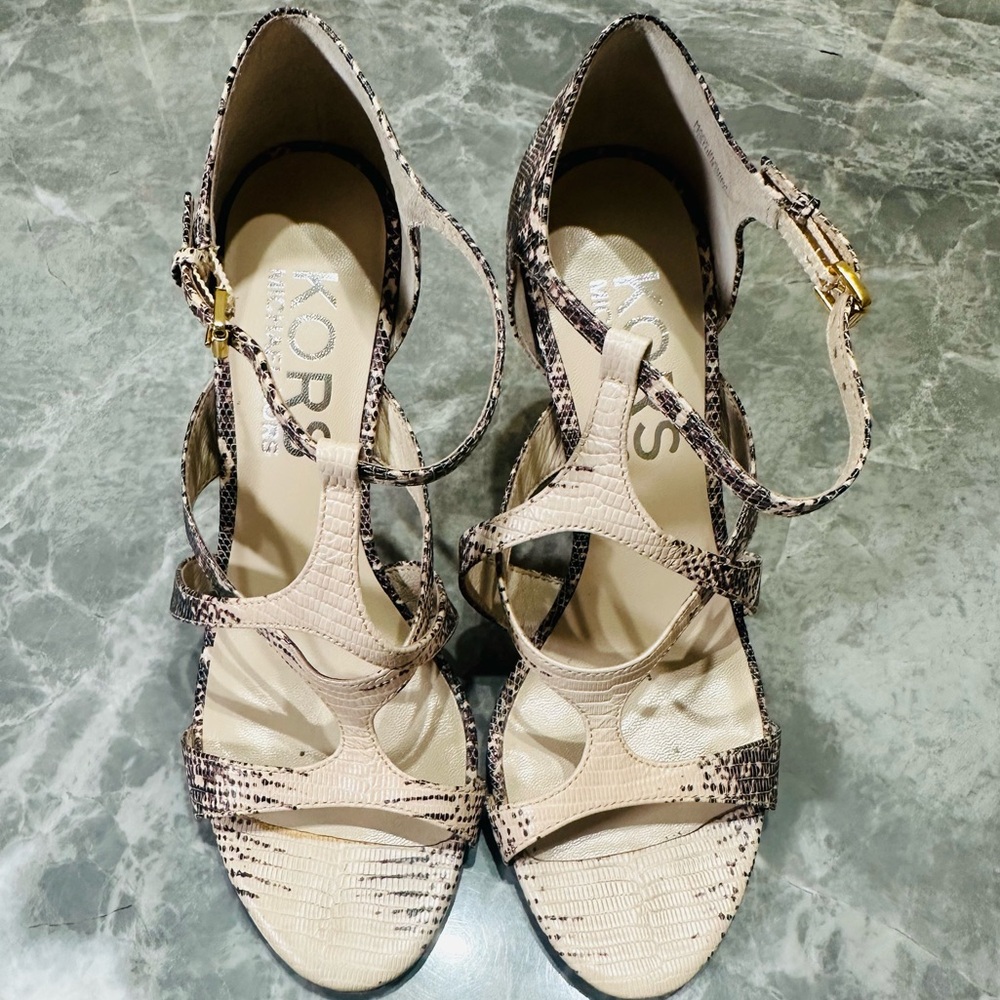 KORS Michael Kors Beige/Brown Snake Embossed Leather Zip Peep-Toe Caged Heel 7